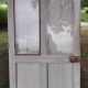 Ancienne porte avec volets en bois Vintage