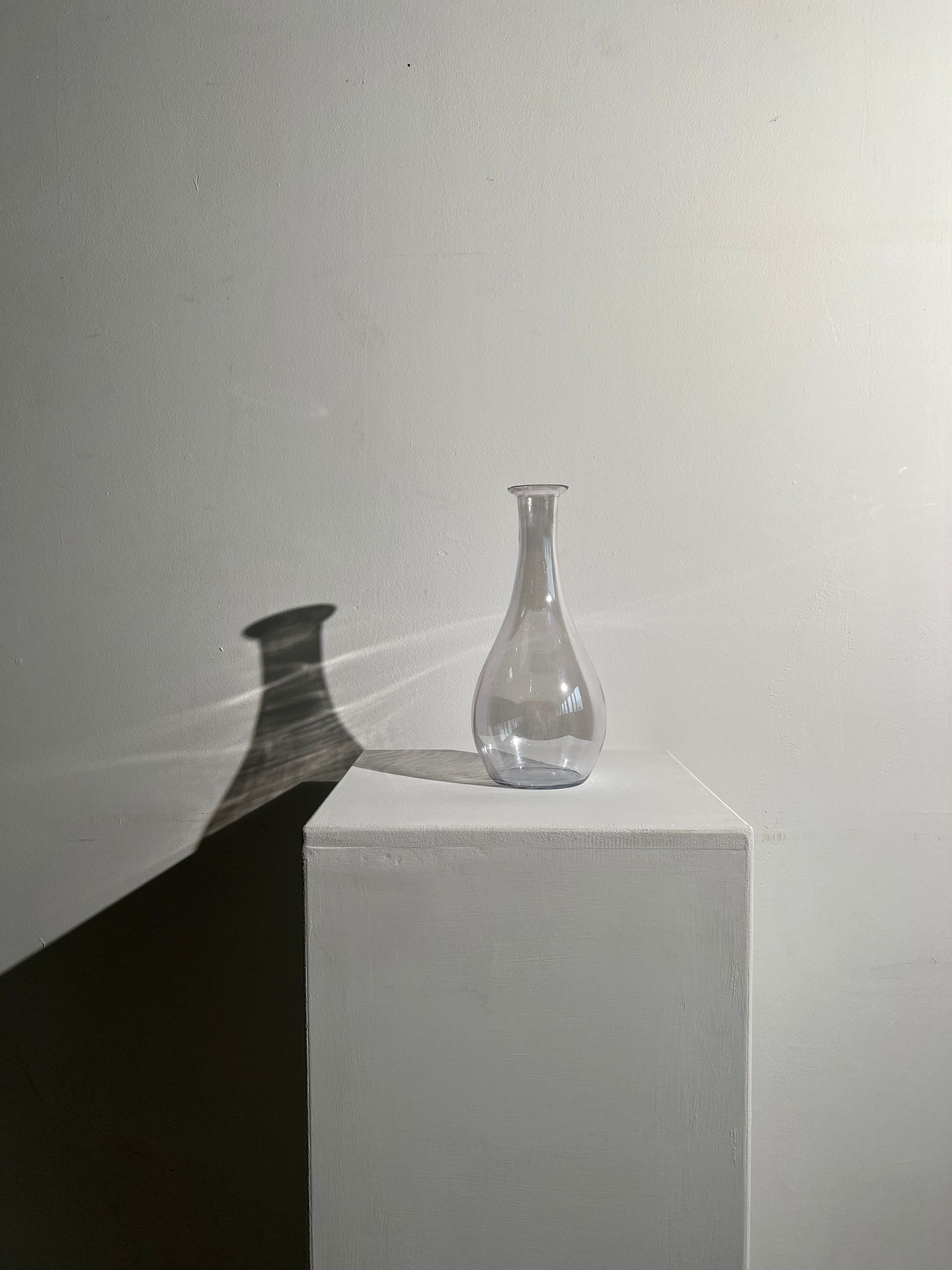 Modern glass vase