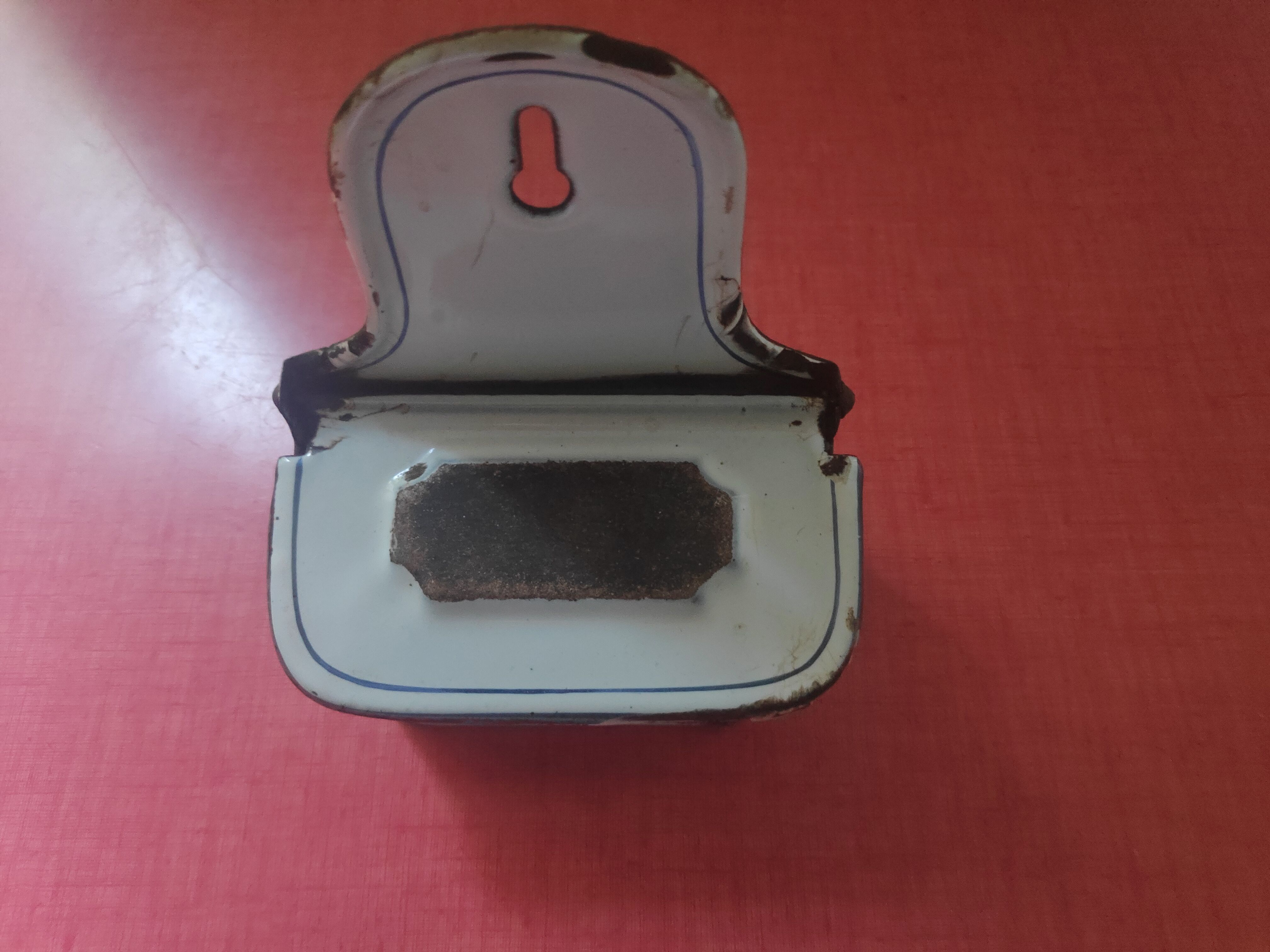 Art Deco matchbox enamelled sheet metal bb 3659 Lustucru