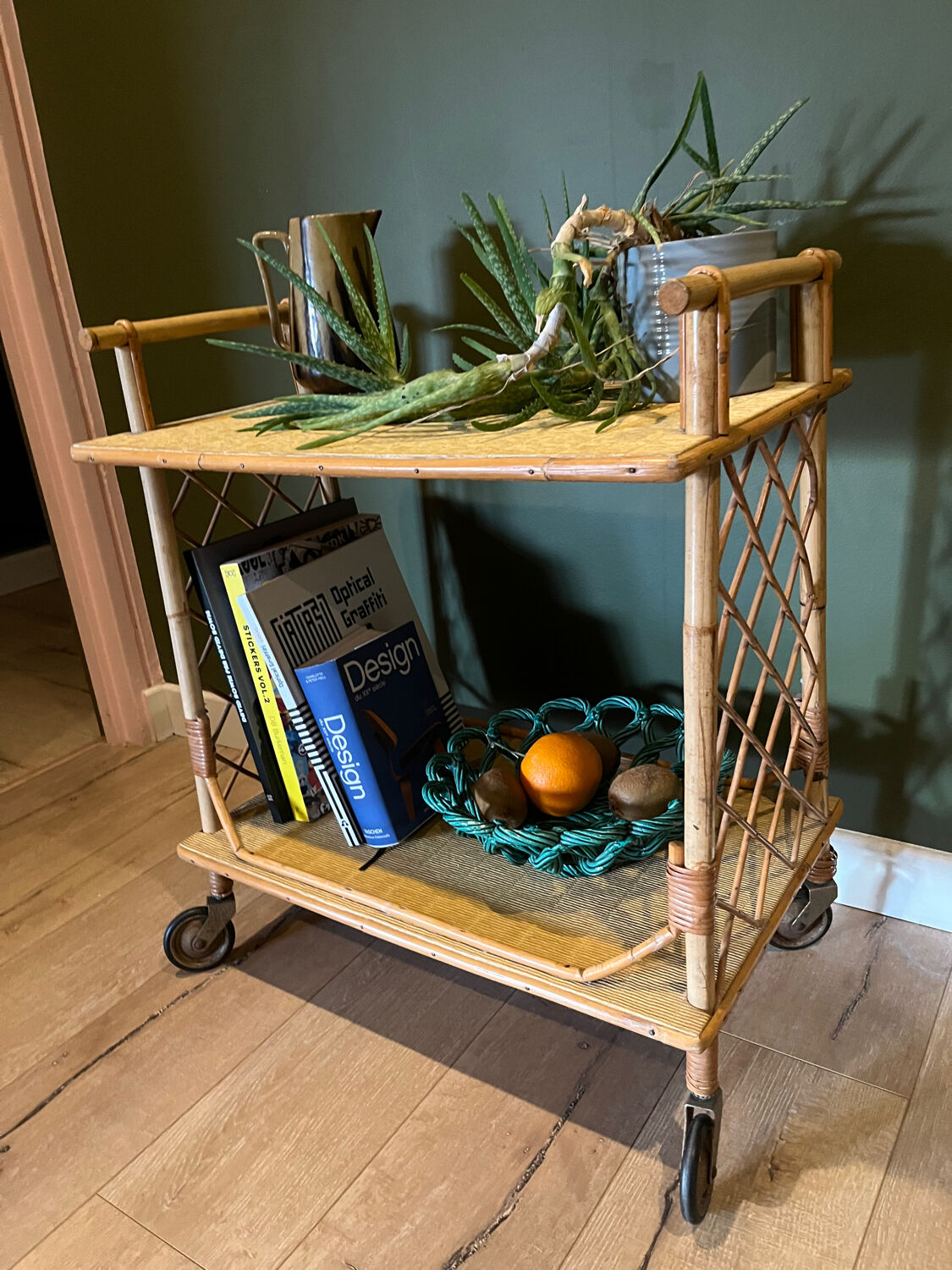 Rolling side table, serving cart, vintage rattan and wicker 60.