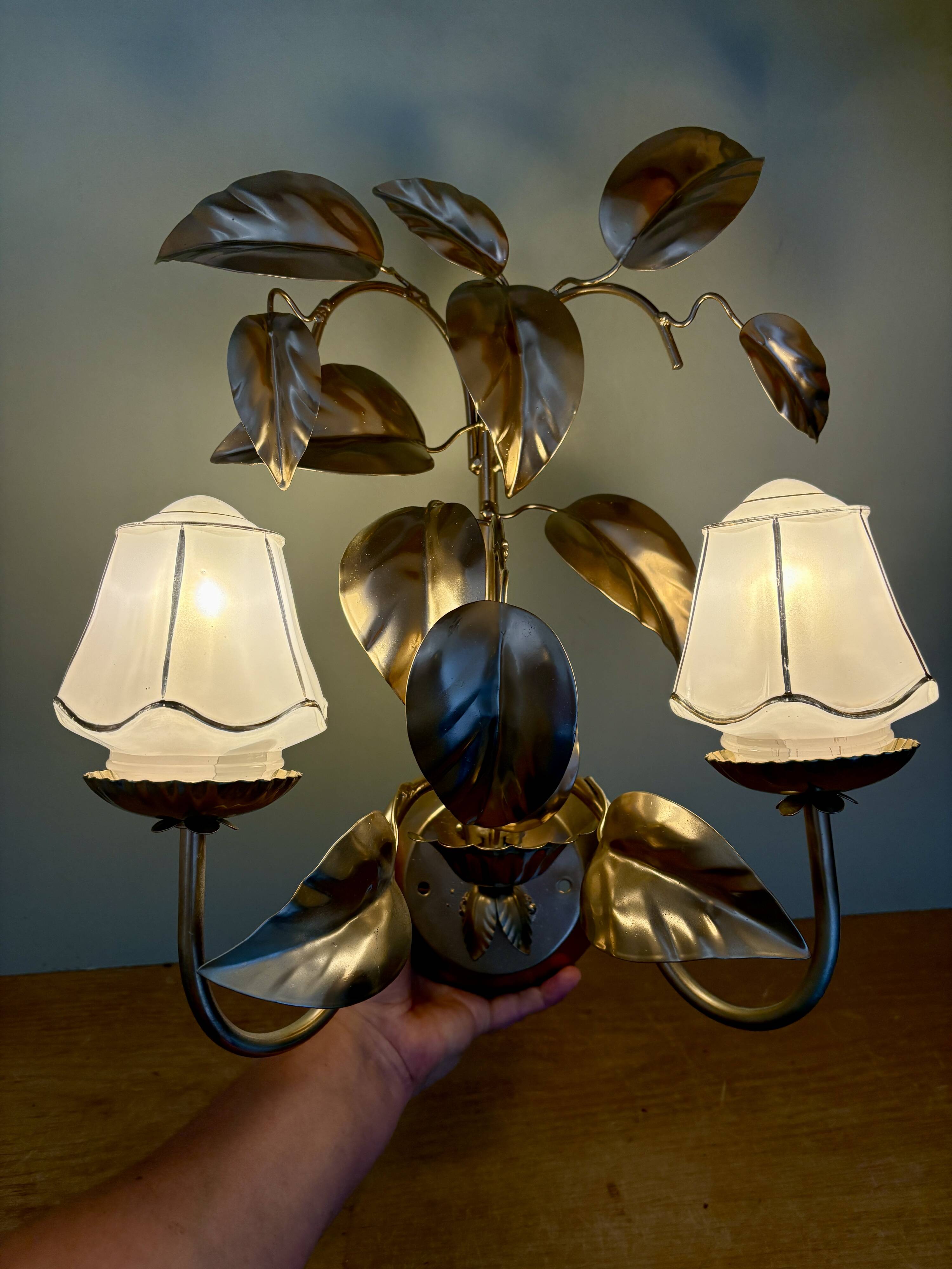 Vintage two-light wall lamp in gold metal with vintage art deco globes