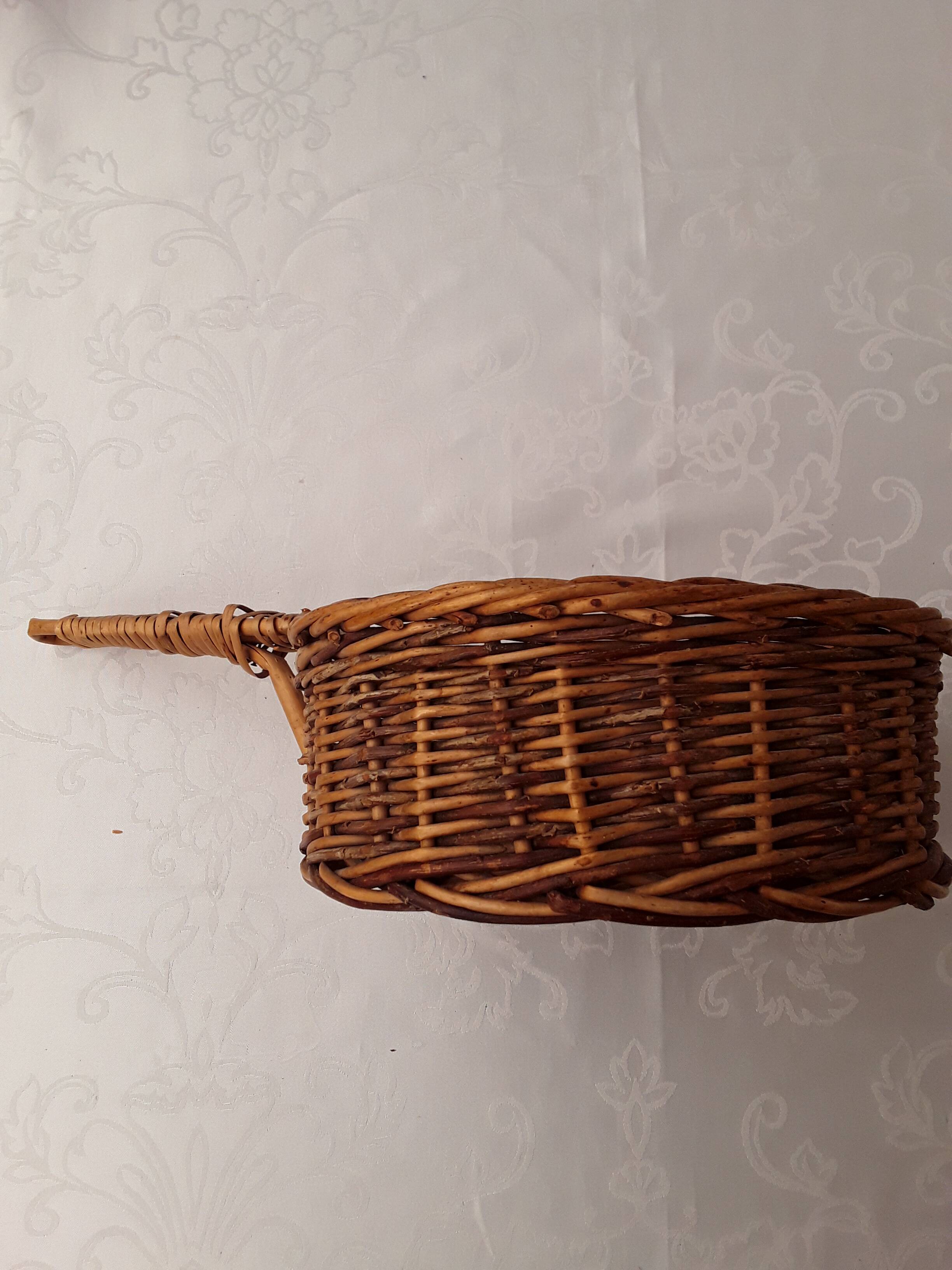 Wicker basket