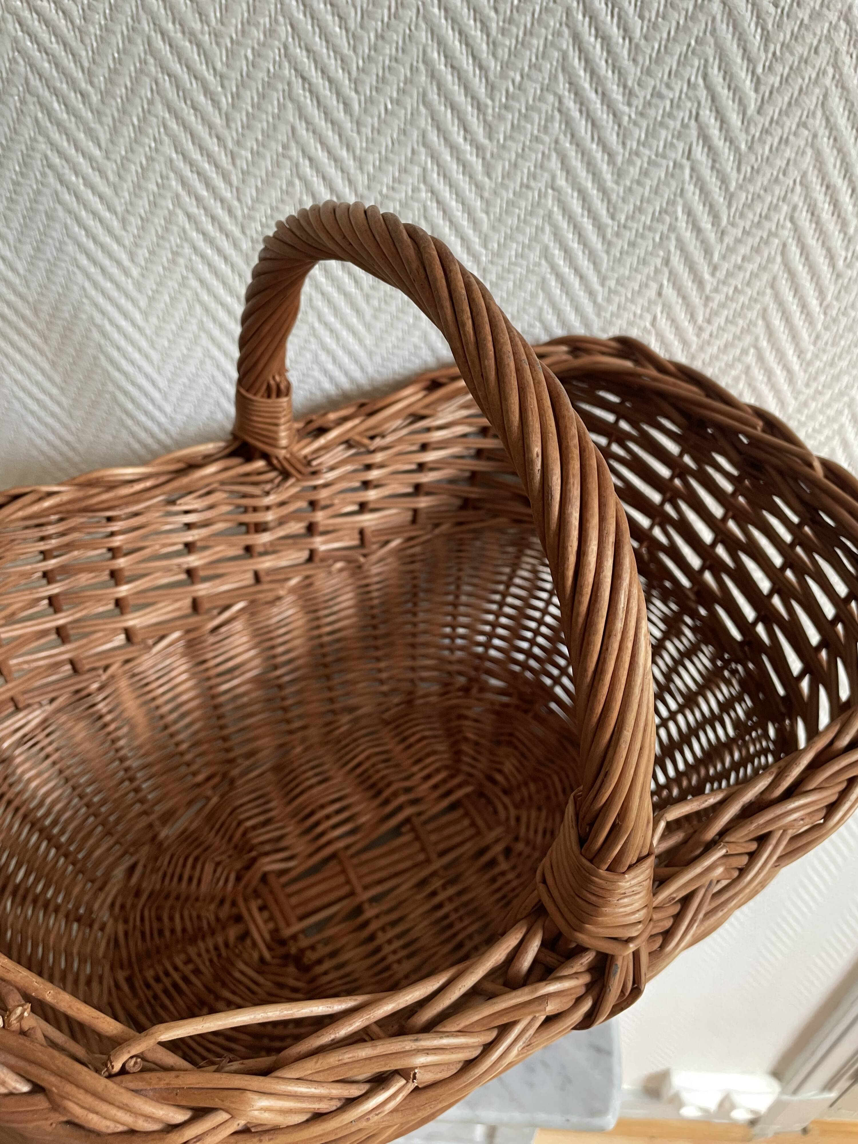 Domed wicker basket