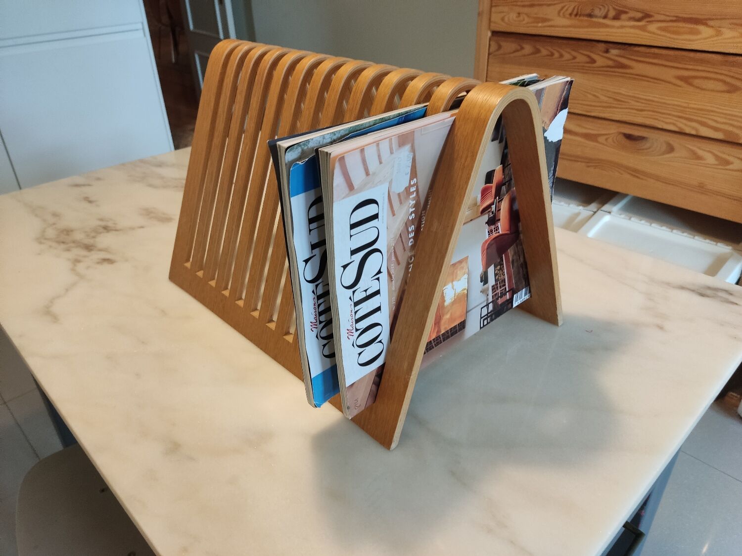Habitat 1980s 90s bent plywood magazine rack