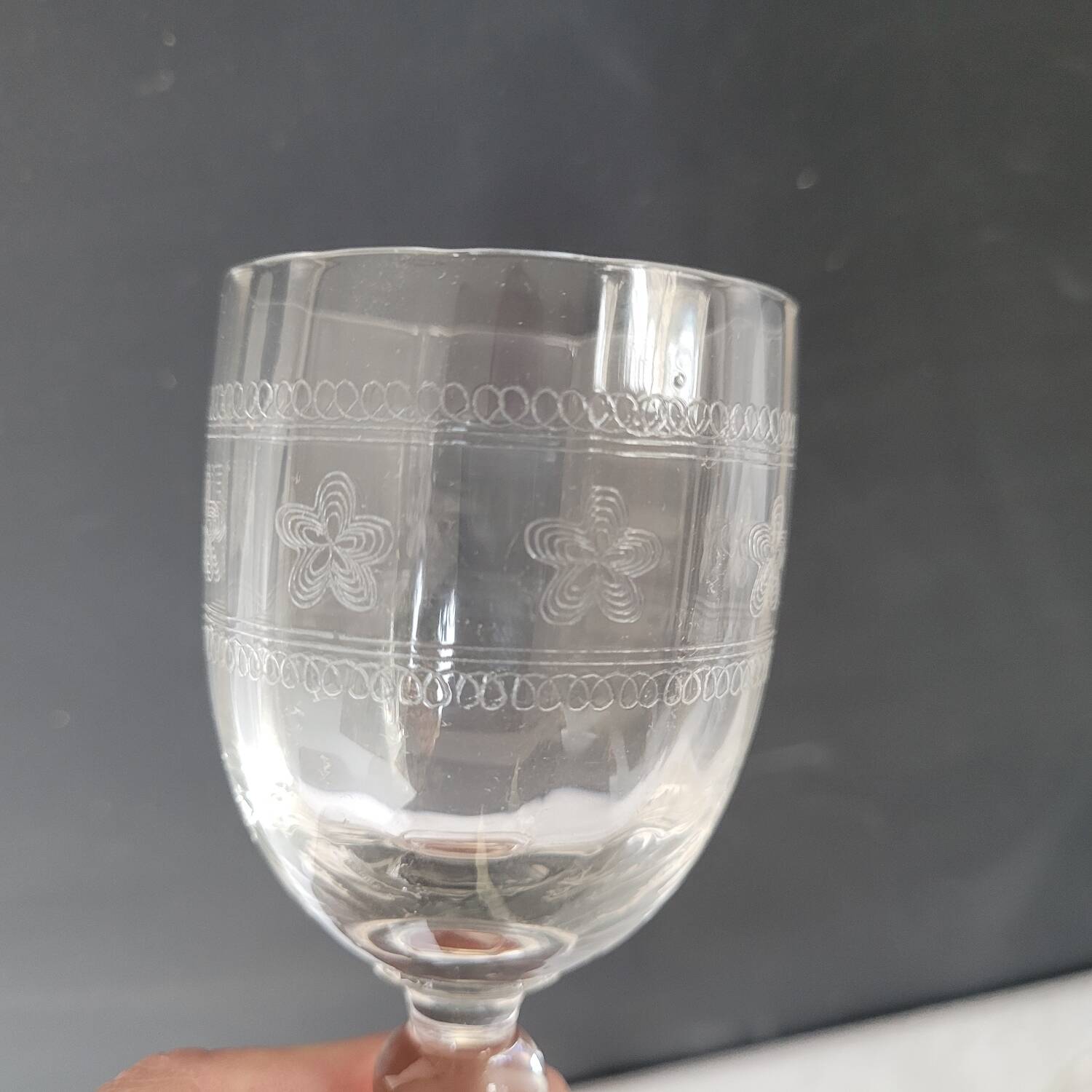 Verres à apéritif gravés soufflés – fin XIXᵉ / début XXᵉ siècle
