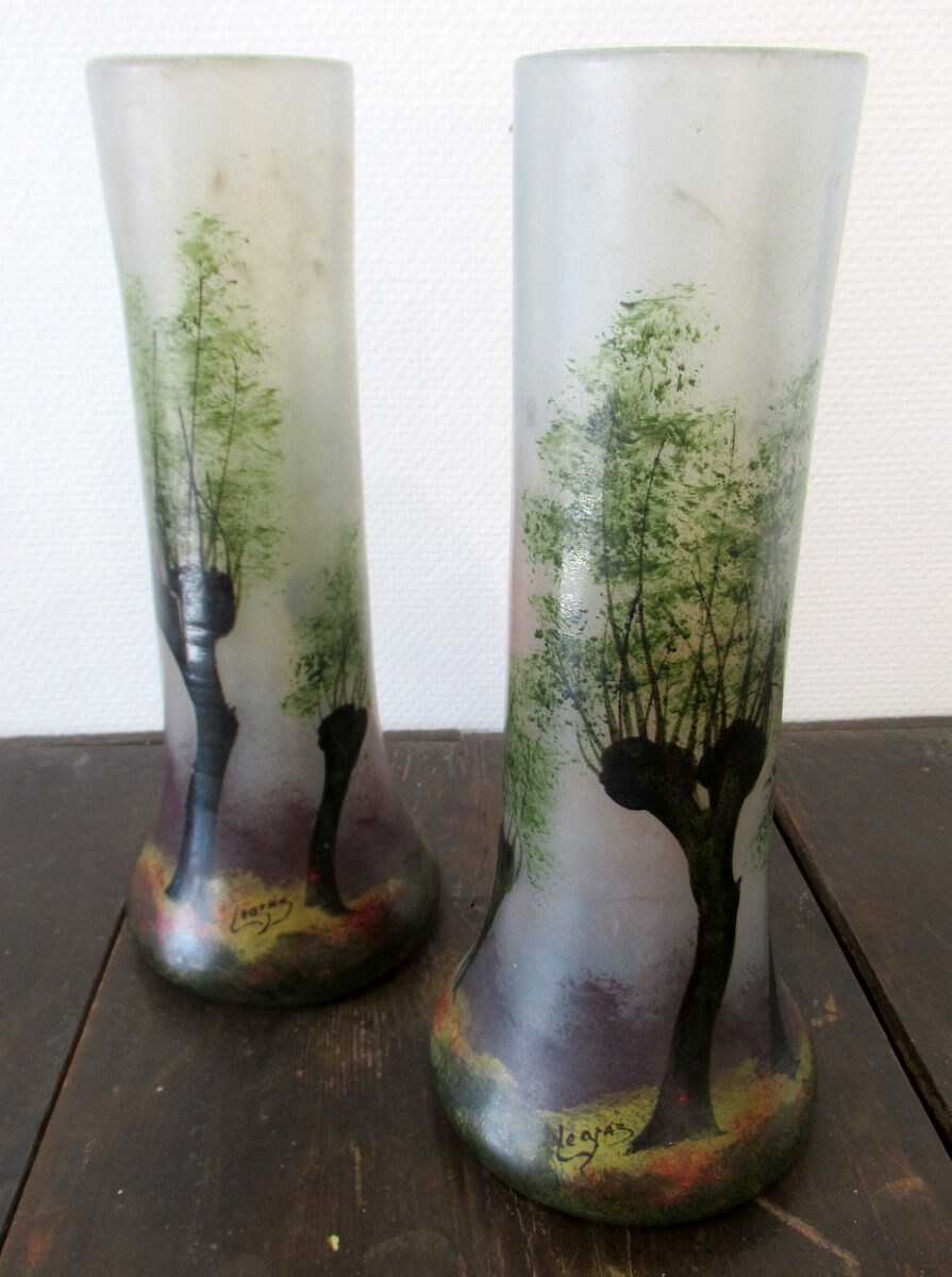 Paire de vases, signés Legras