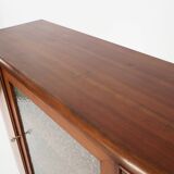 Buffet haut en noyer, design danois, années 1960, production : Danemark