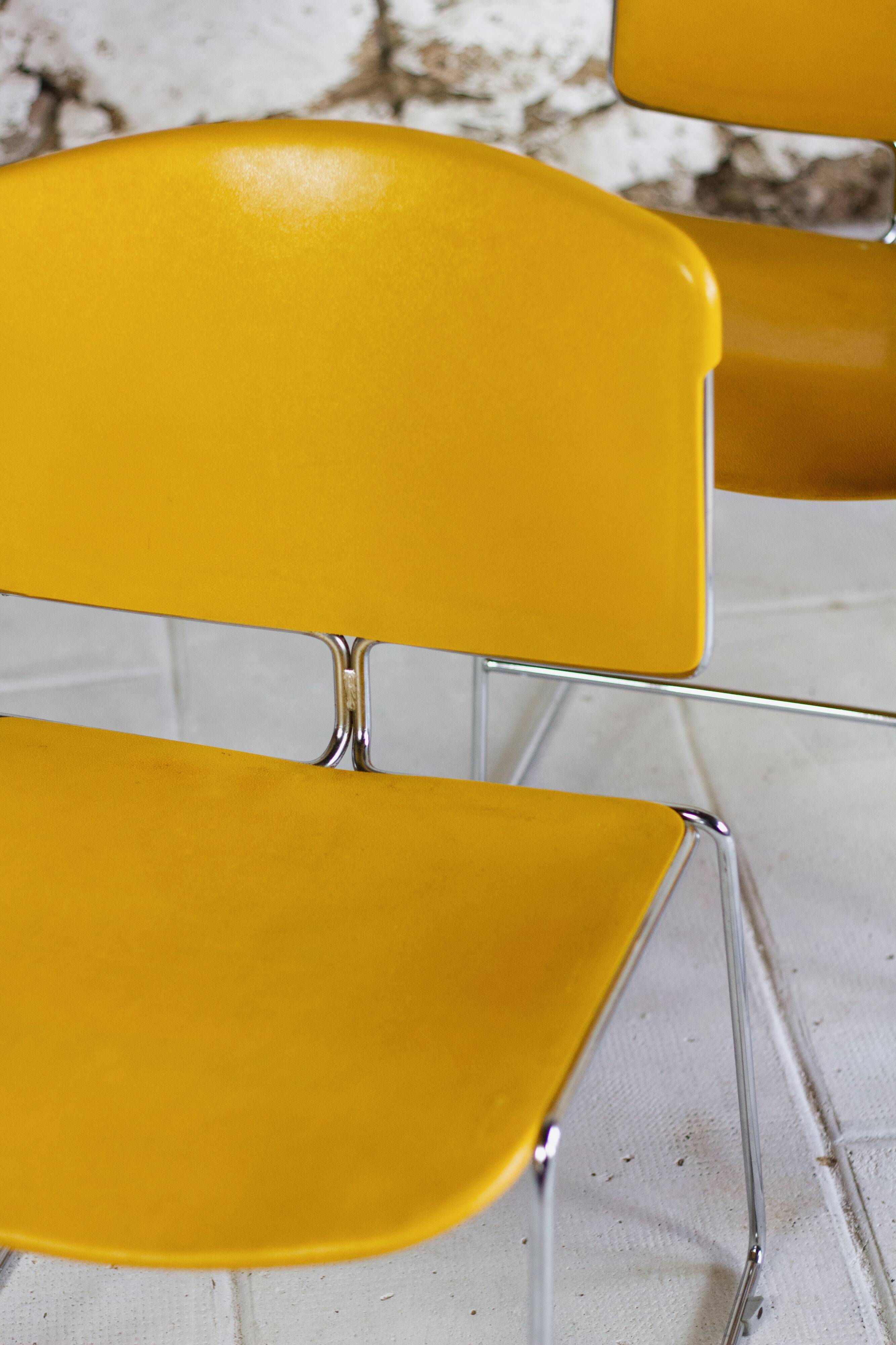 Chaise traineau jaune par Max Stacker pour Steelcase, 1970