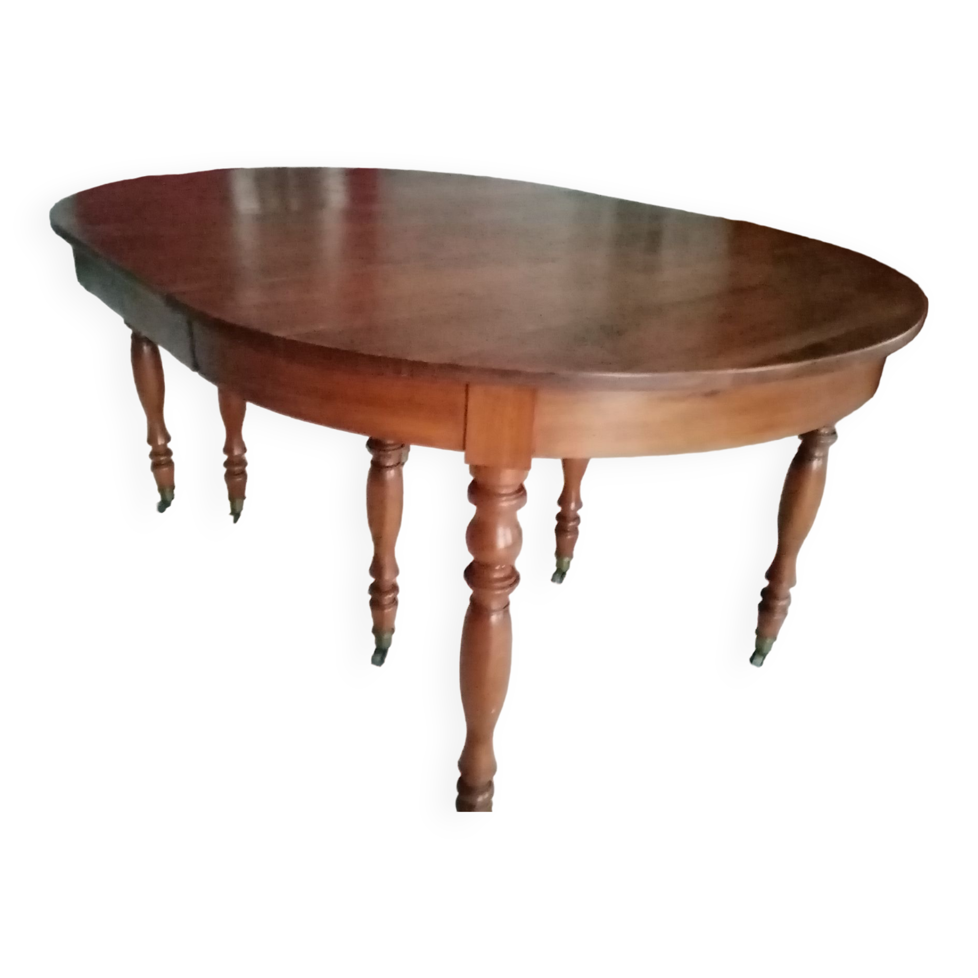 Table in walnut