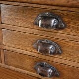 Oak apothecary counter – 1920