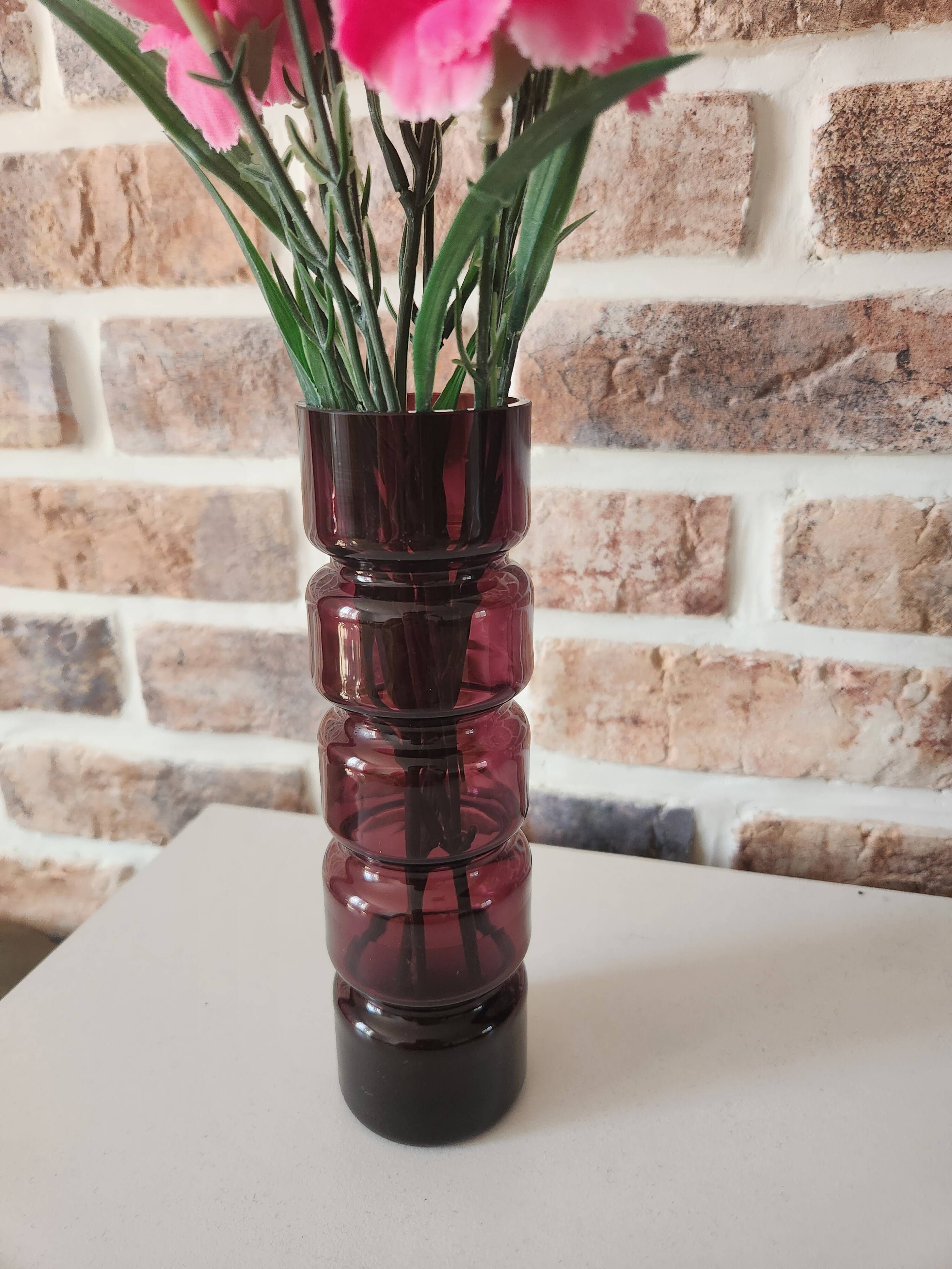 vase cylindrique en verre teinté design scandinave