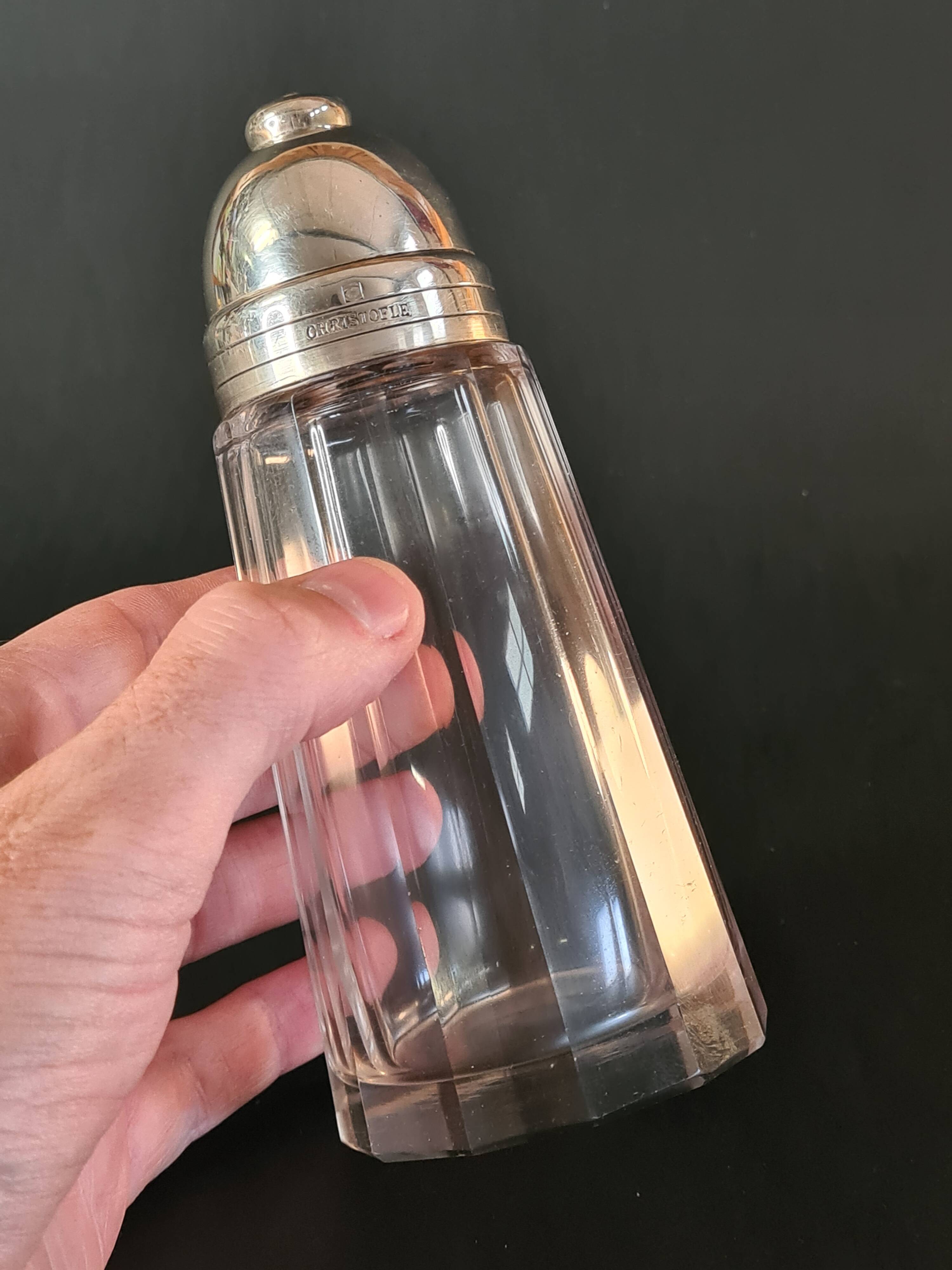 Christofle sugar bowl in cut crystal and silver-plated metal.