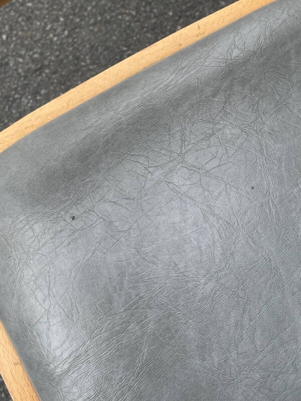 Paire de chaises made in Italy type Cesca