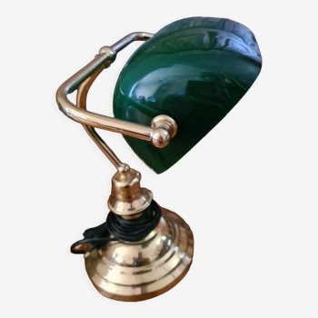 Banker type lamp