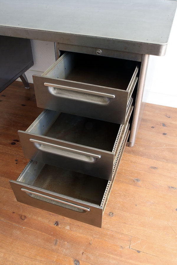 Industrial metal trade office pickled YAC