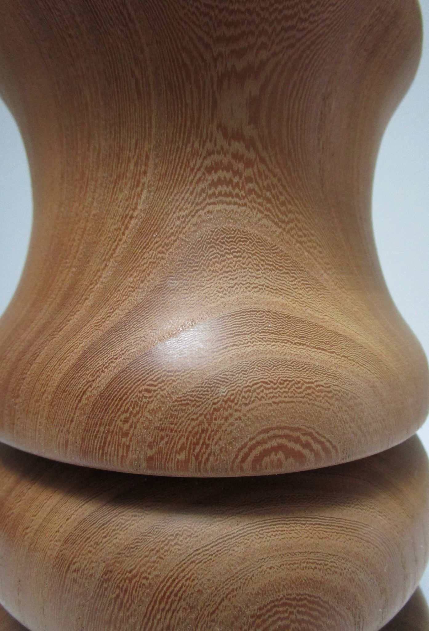 Pied de lampe XL bois massif veiné tourné vintage