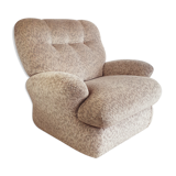 Vintage velvet armchair armrests fins