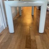 Le Corbusier table