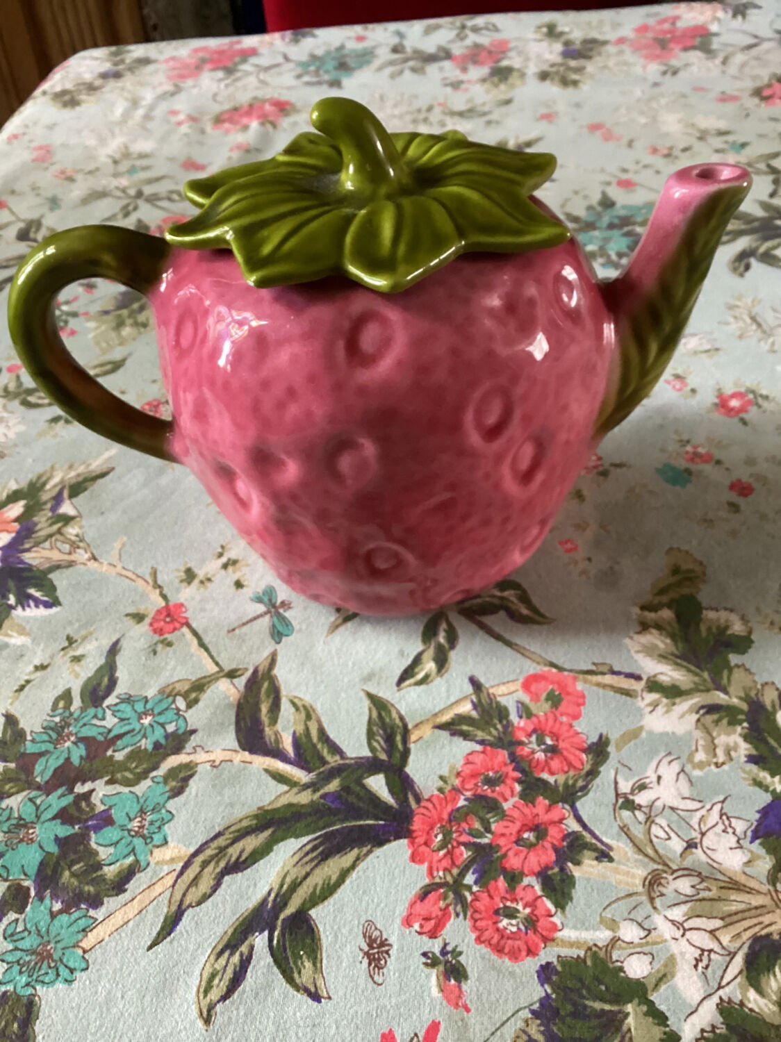 Strawberry teapot