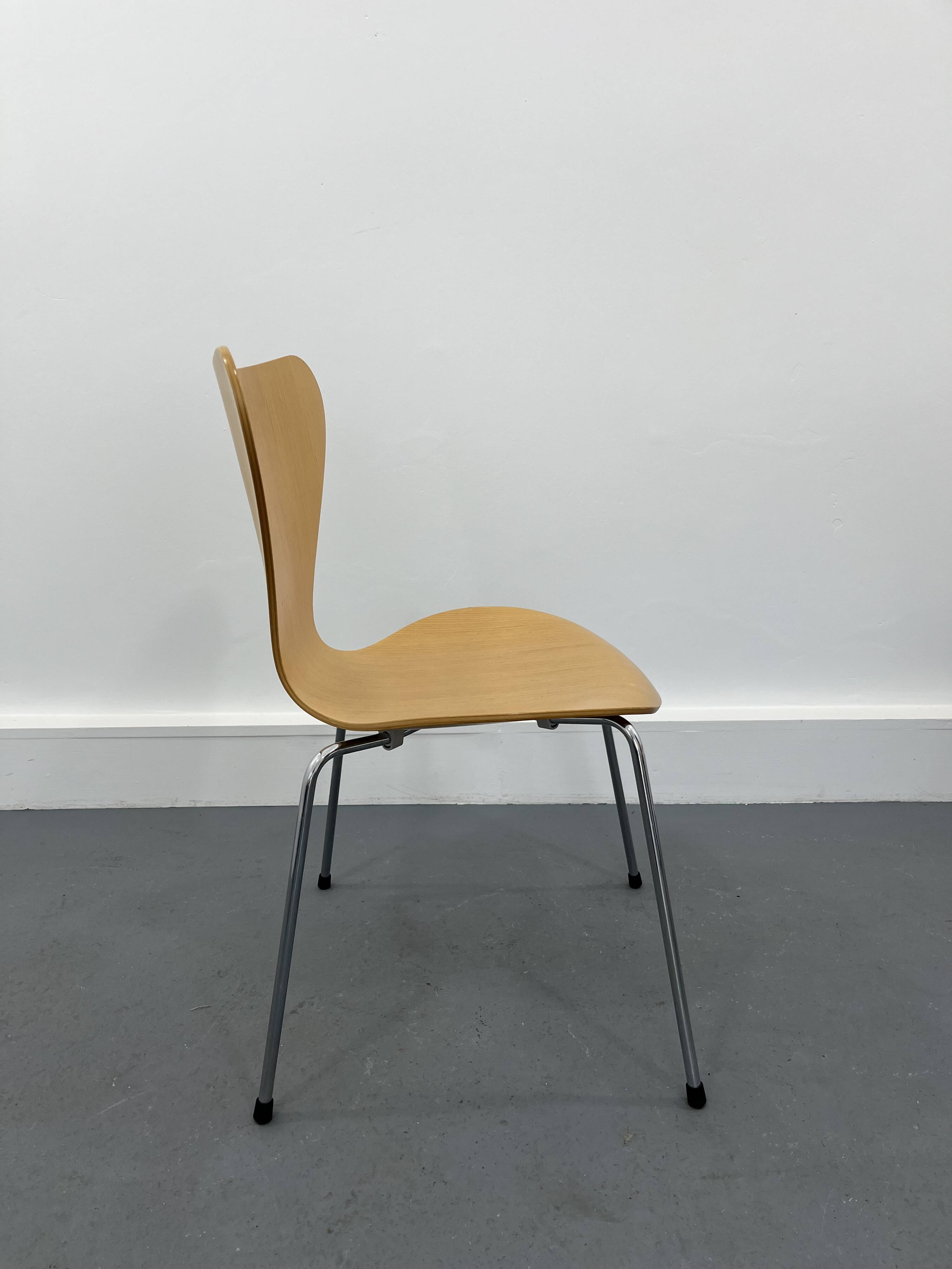 Chairs 3107 by Arne Jacobsen for Fritz Hansen, 1990s
