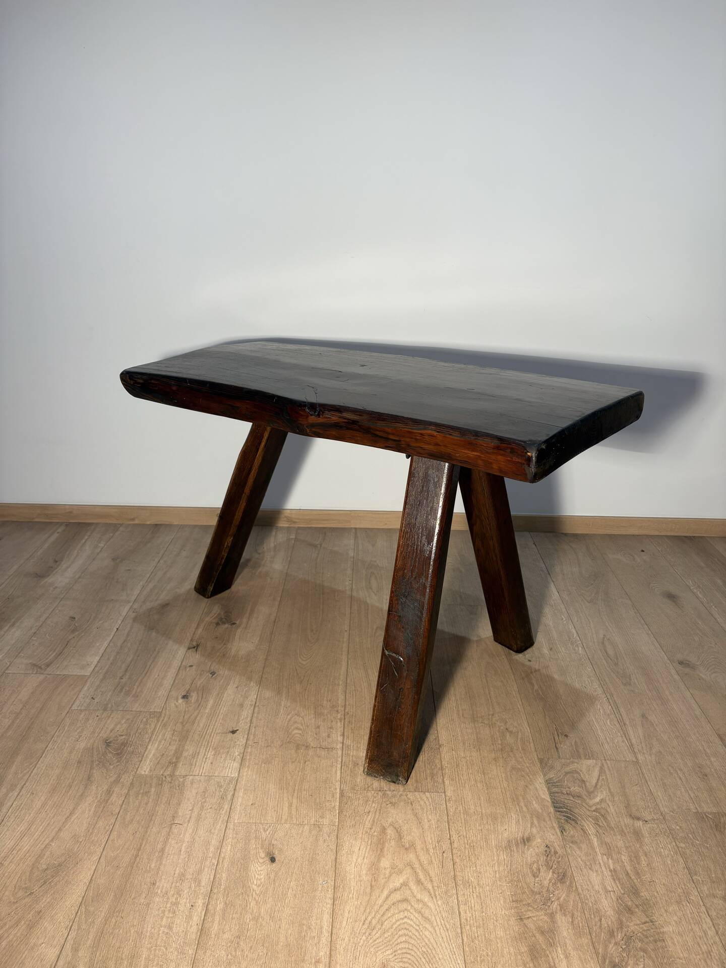 Table brutaliste chêne massif