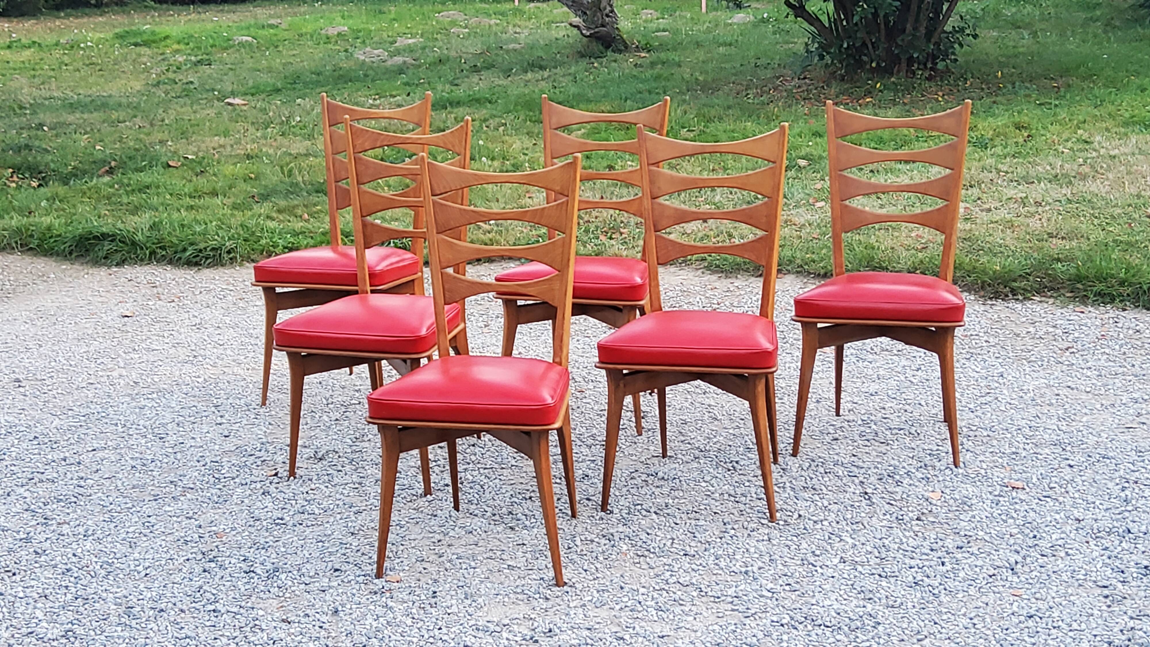 Set of 6 vintage Scandinavian style chairs from the 50s