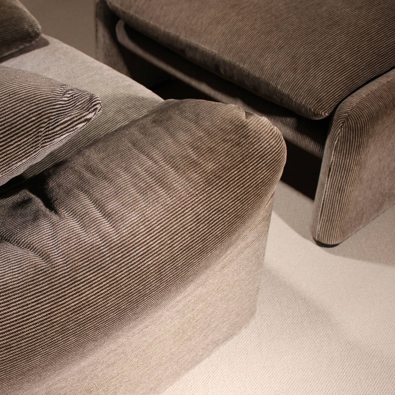 Lounge Chair & Ottoman ‚Maralunga‘ by Vico Magistretti for Cassina