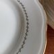 12 flat plates in SFP porcelain - White and Gold