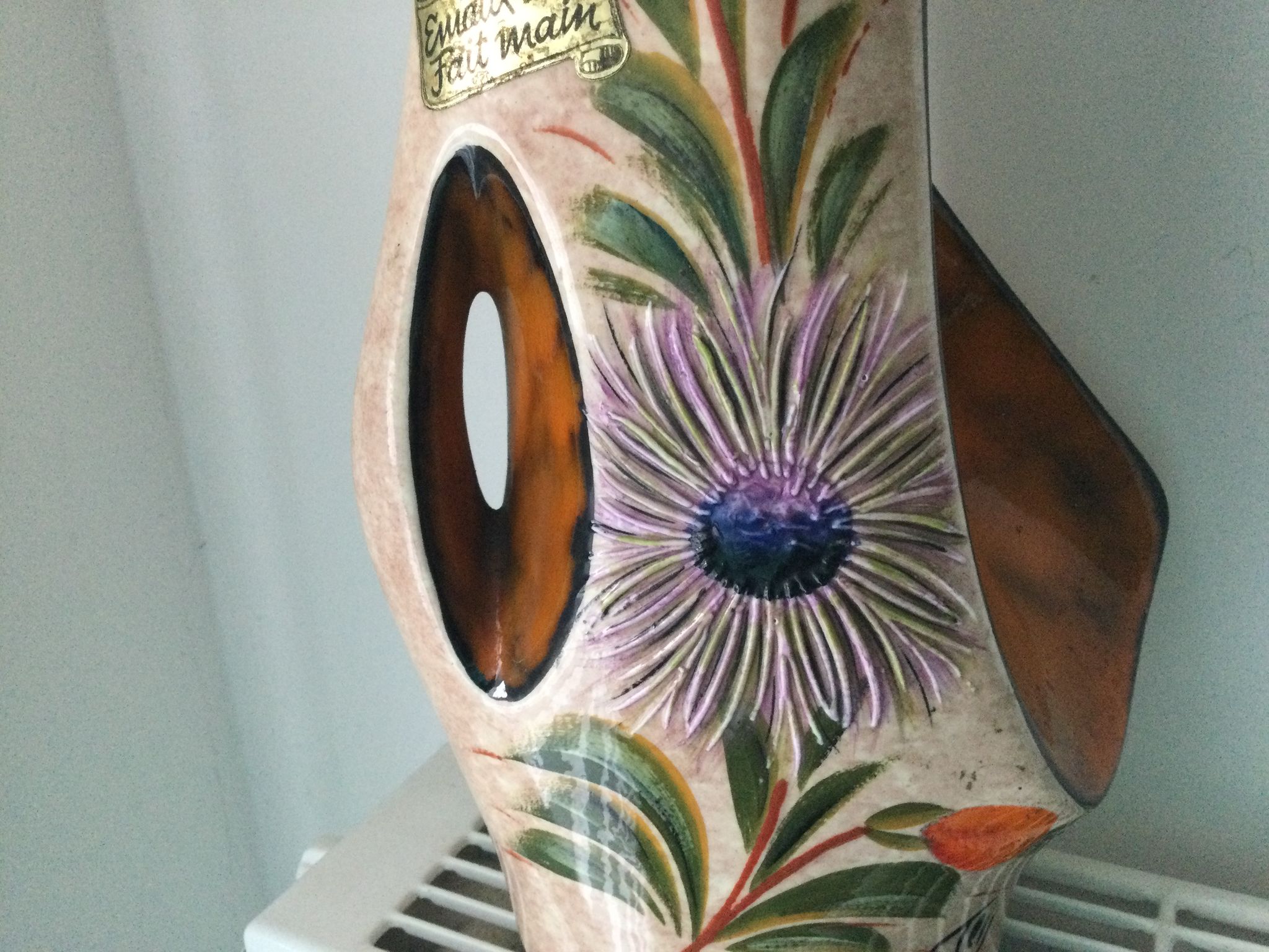 Vase Vallauris signé Tess