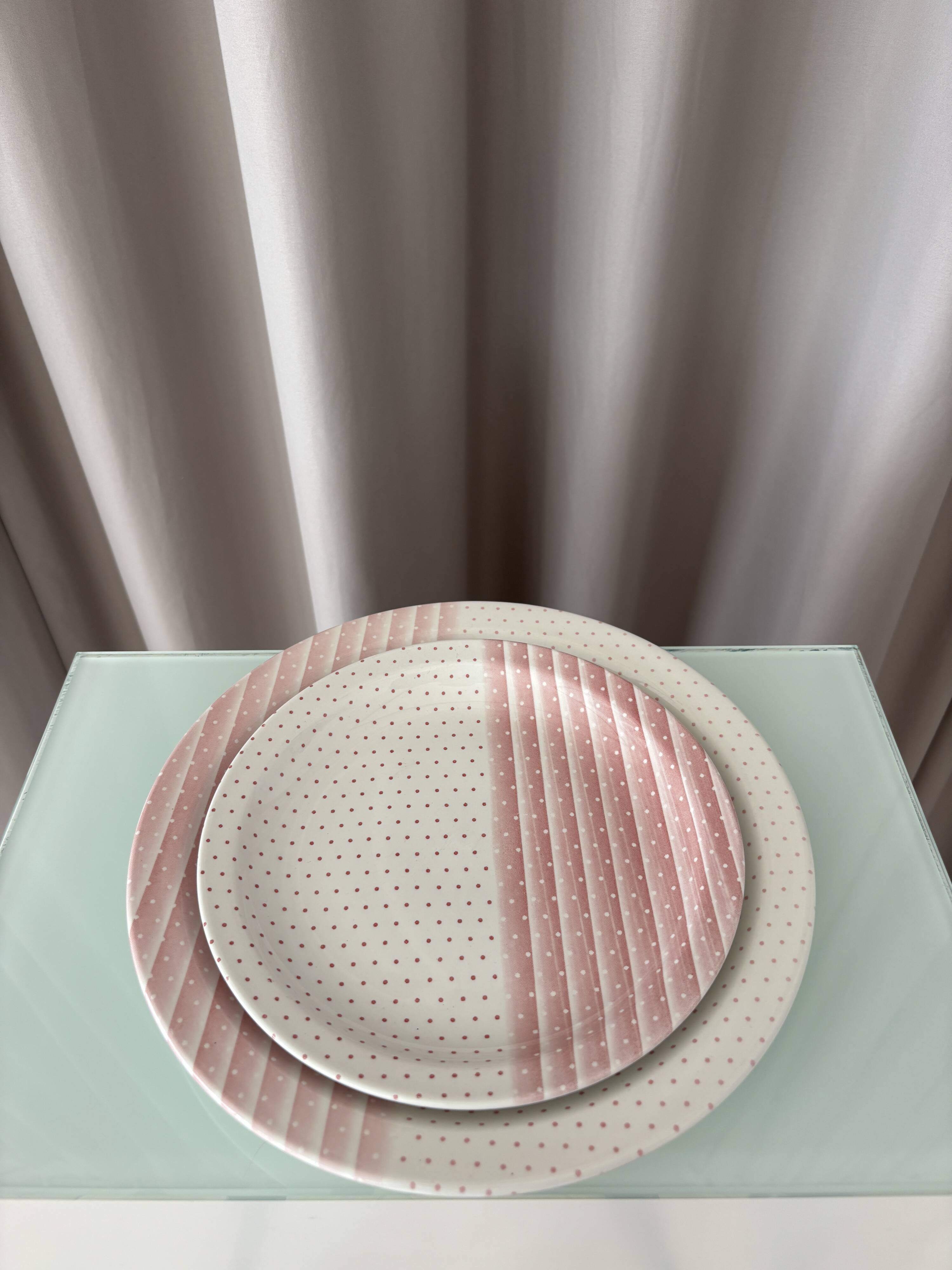 Vintage Churchill England Dinnerware Set – 8 Pieces