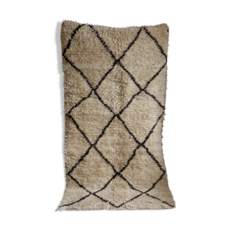 Beni ourain Berber carpet wool vintage handmade in the Morocco