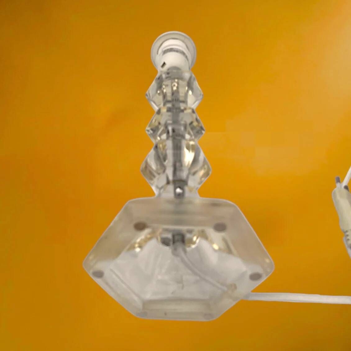 Vintage lamp base in faceted lucite/plexiglass and chrome metal - Hollywood Regency style 1970s