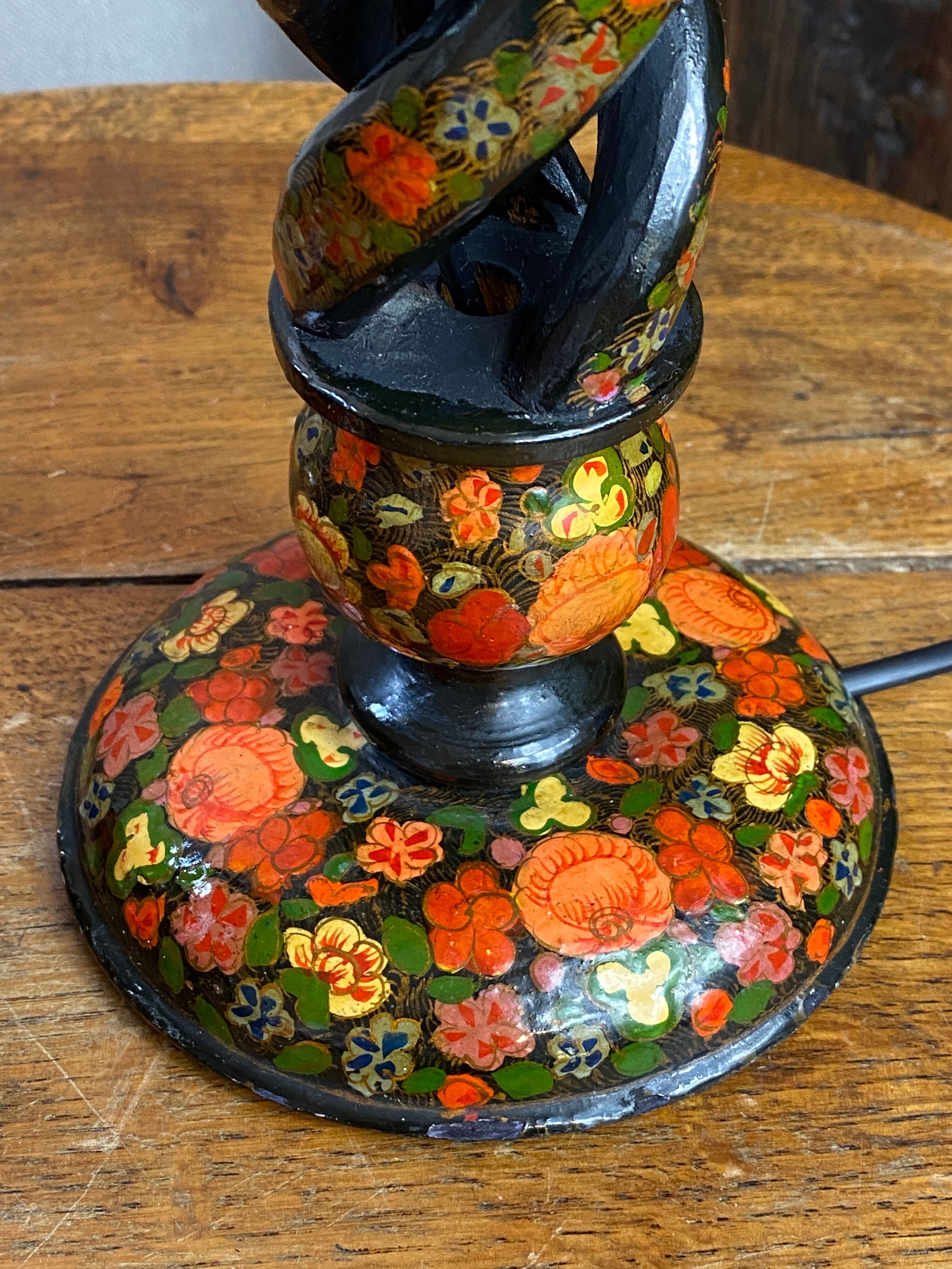 Paire de pieds de lampes Kashmiri