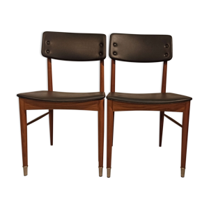 paire de chaises scandinaves