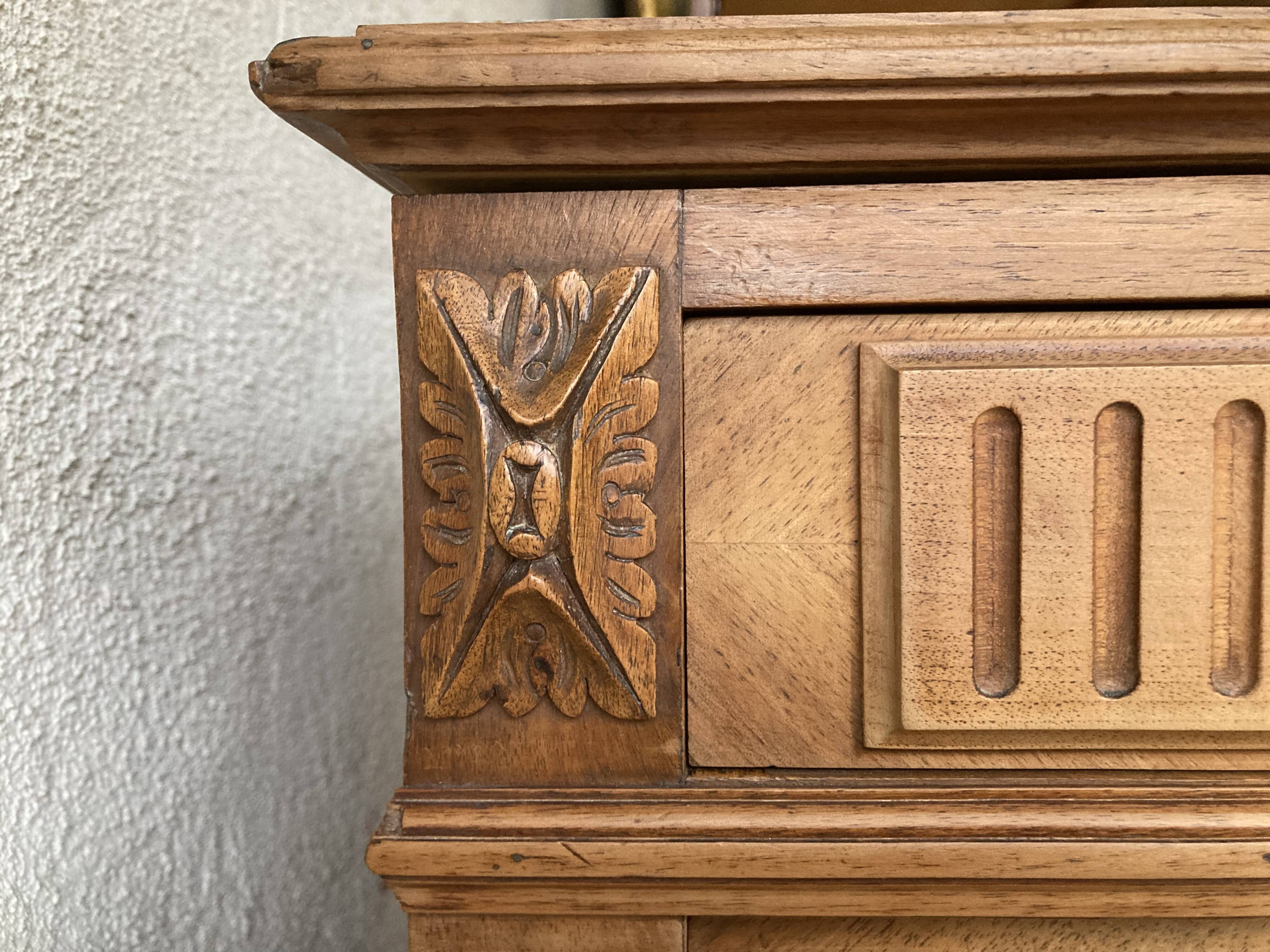 Chiffonnier semainier