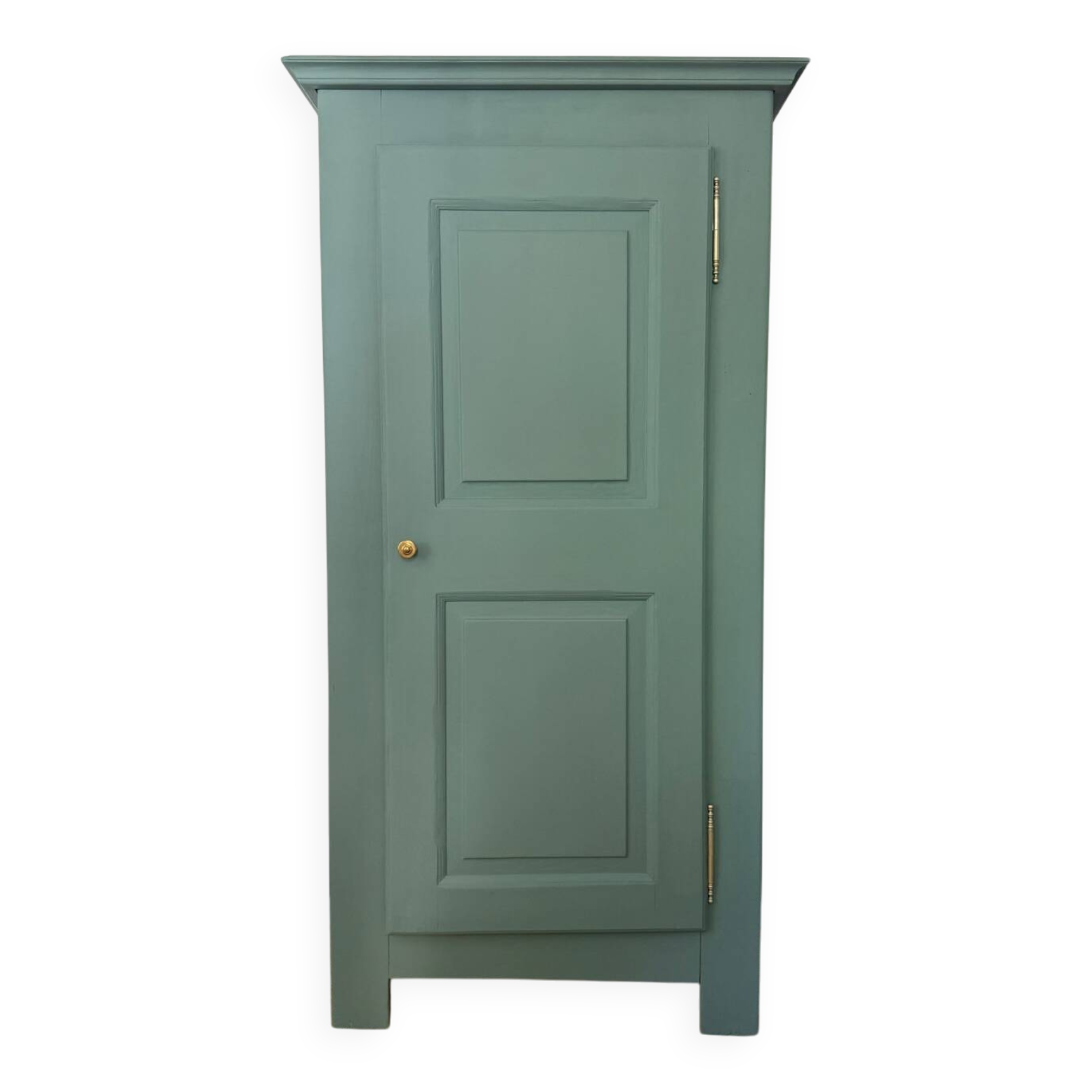 Solid wood cupboard