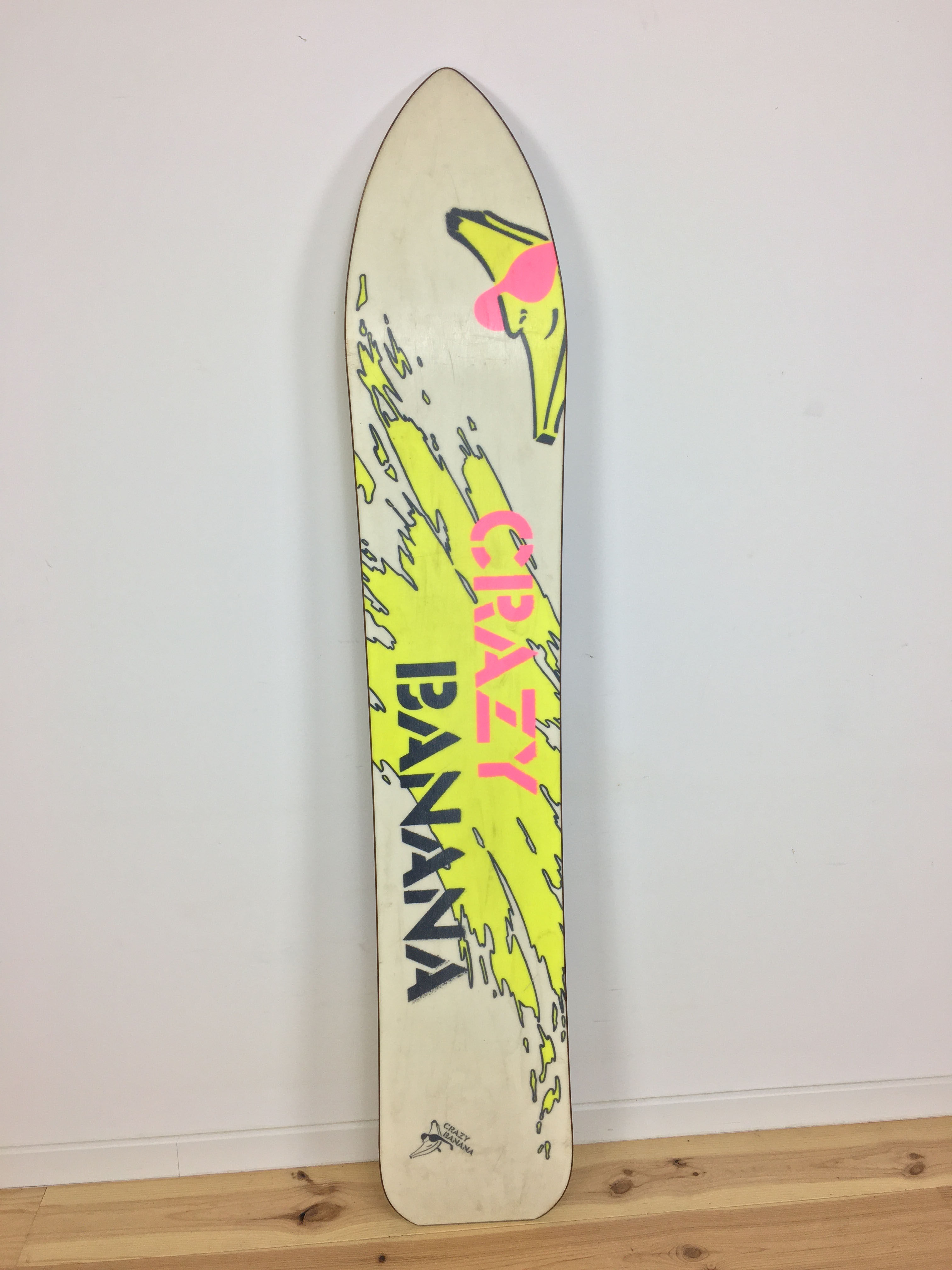 Deco snowboard, 80s snowboarding, vintage neon