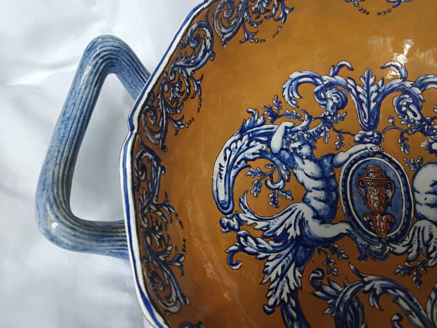 Gien earthenware bowl with handles, Francois I decor, 1860