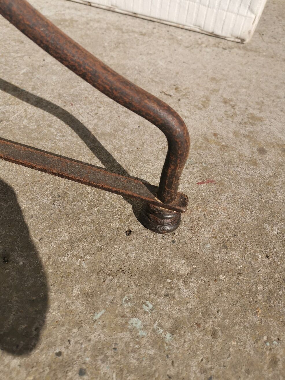 Table bistro pedestal table napoleon 3