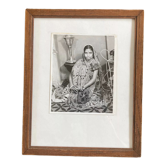 Jeune femme, photo en vue d'un mariage