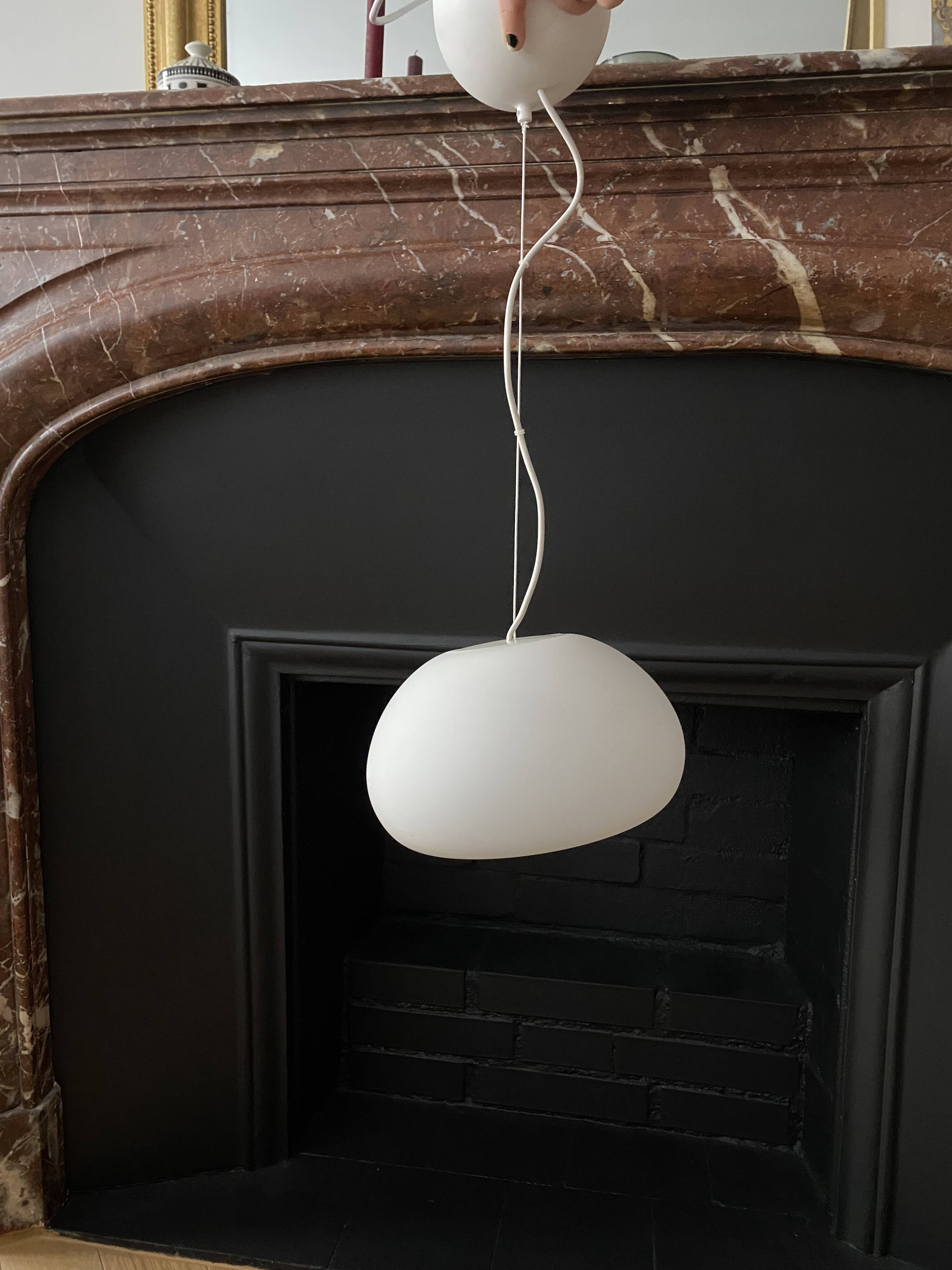 Fluid pendant lamp by Muuto