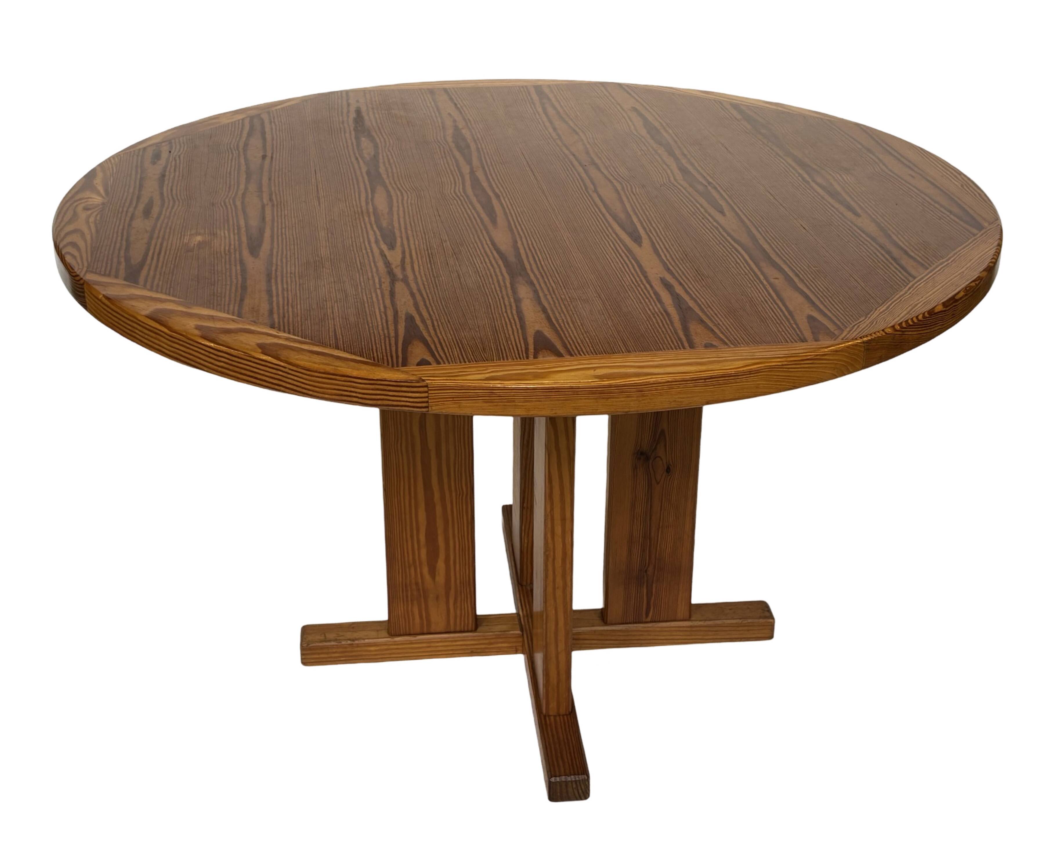 Vintage Design Pine Dining Table, Oval Table from the 1970s