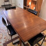 Scandinavian table