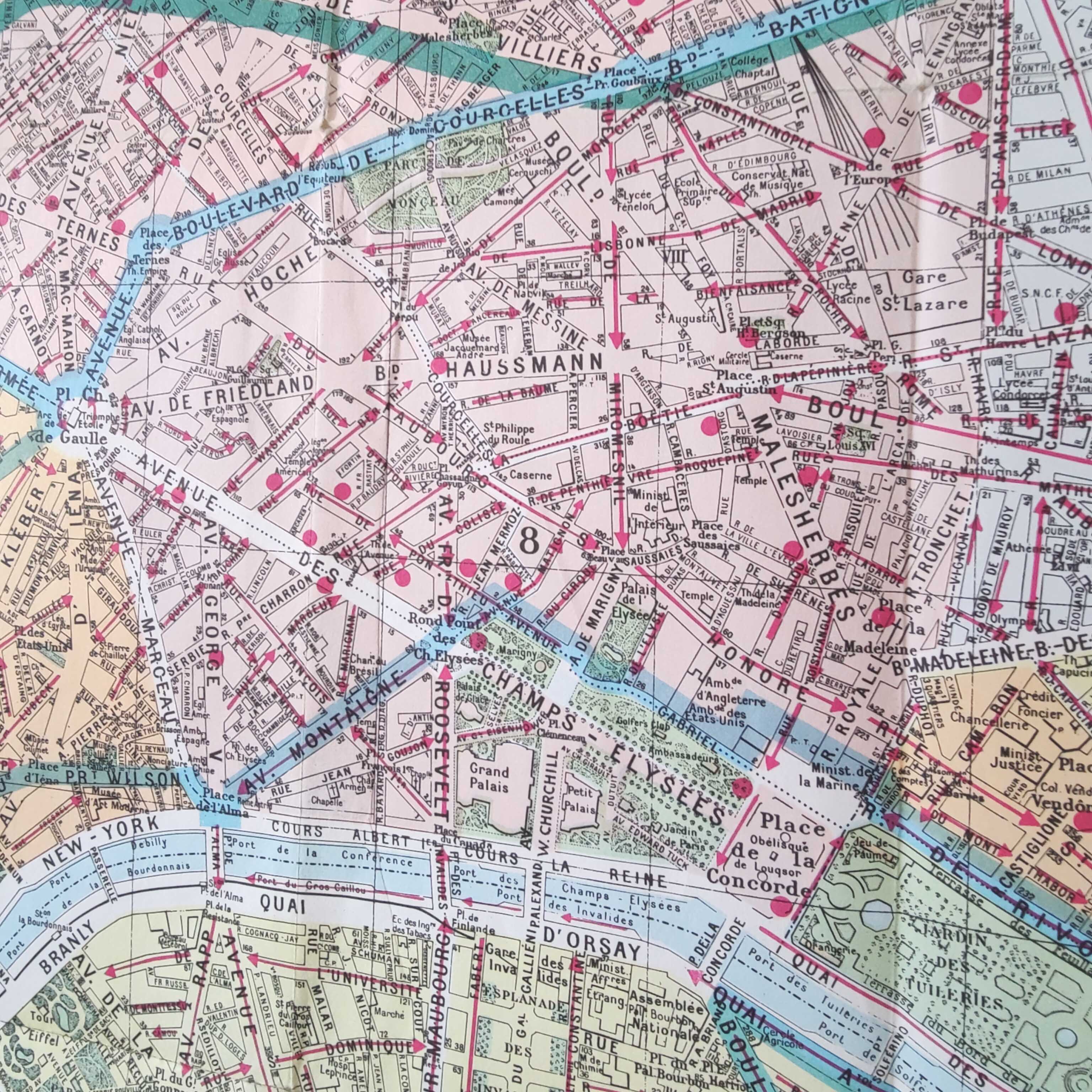 Vintage map 1970 Paris and its quarters 74x55cm