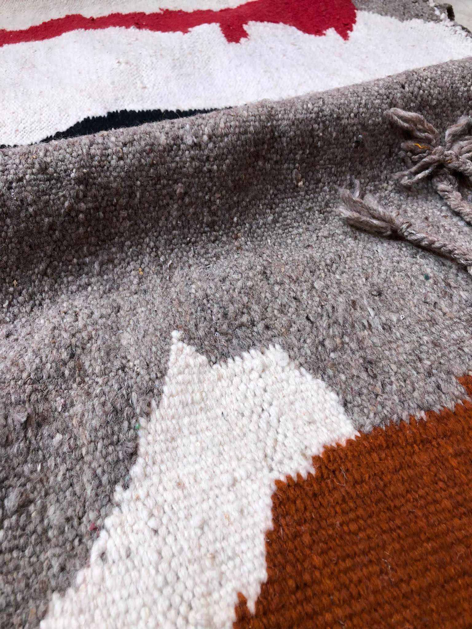 Modernaz carpets