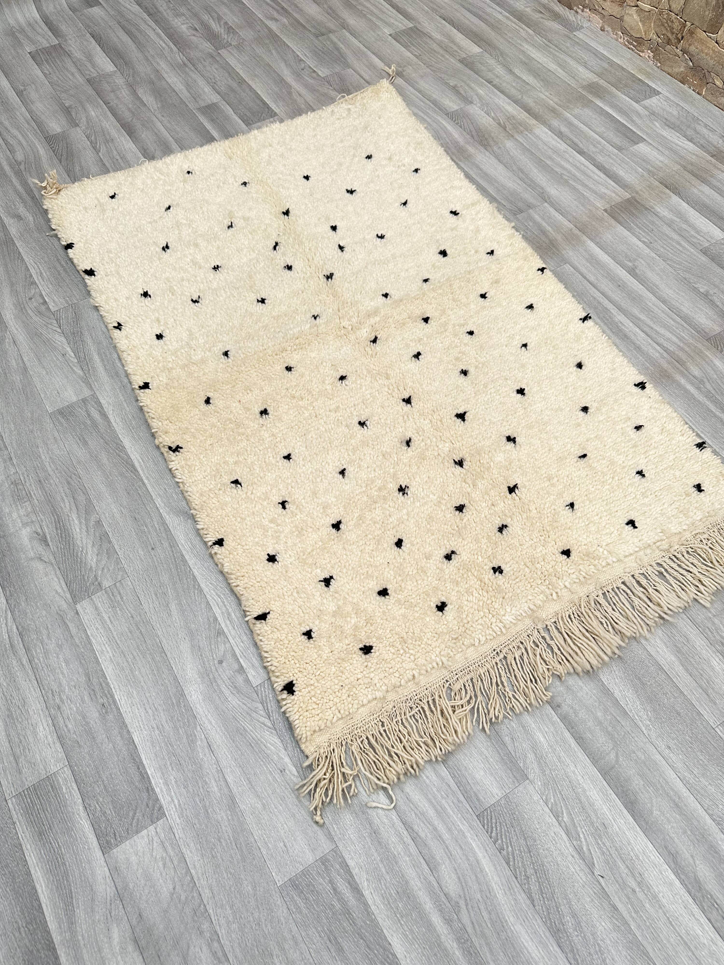 Custom Moroccan rug, Moroccan rug, custom Beni Ourain Moroccan rug.