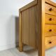 Commode française vintage en orme des années 1960, signée Maison Regain