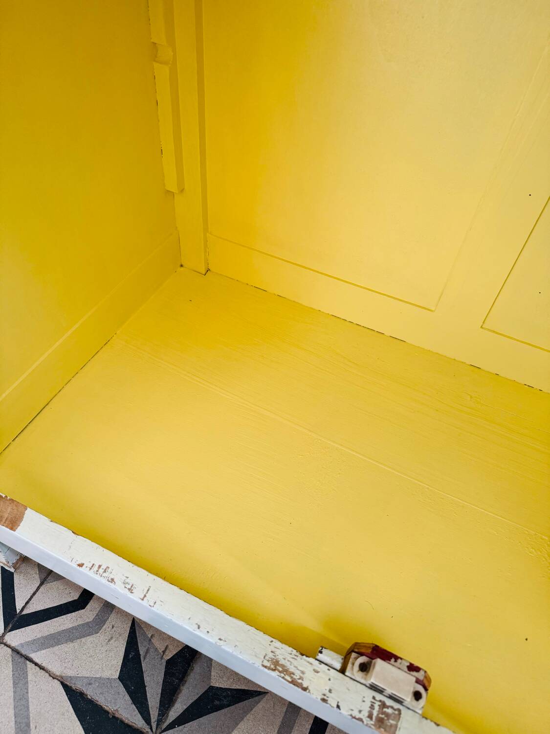 Parisian wardrobe with two glass doors