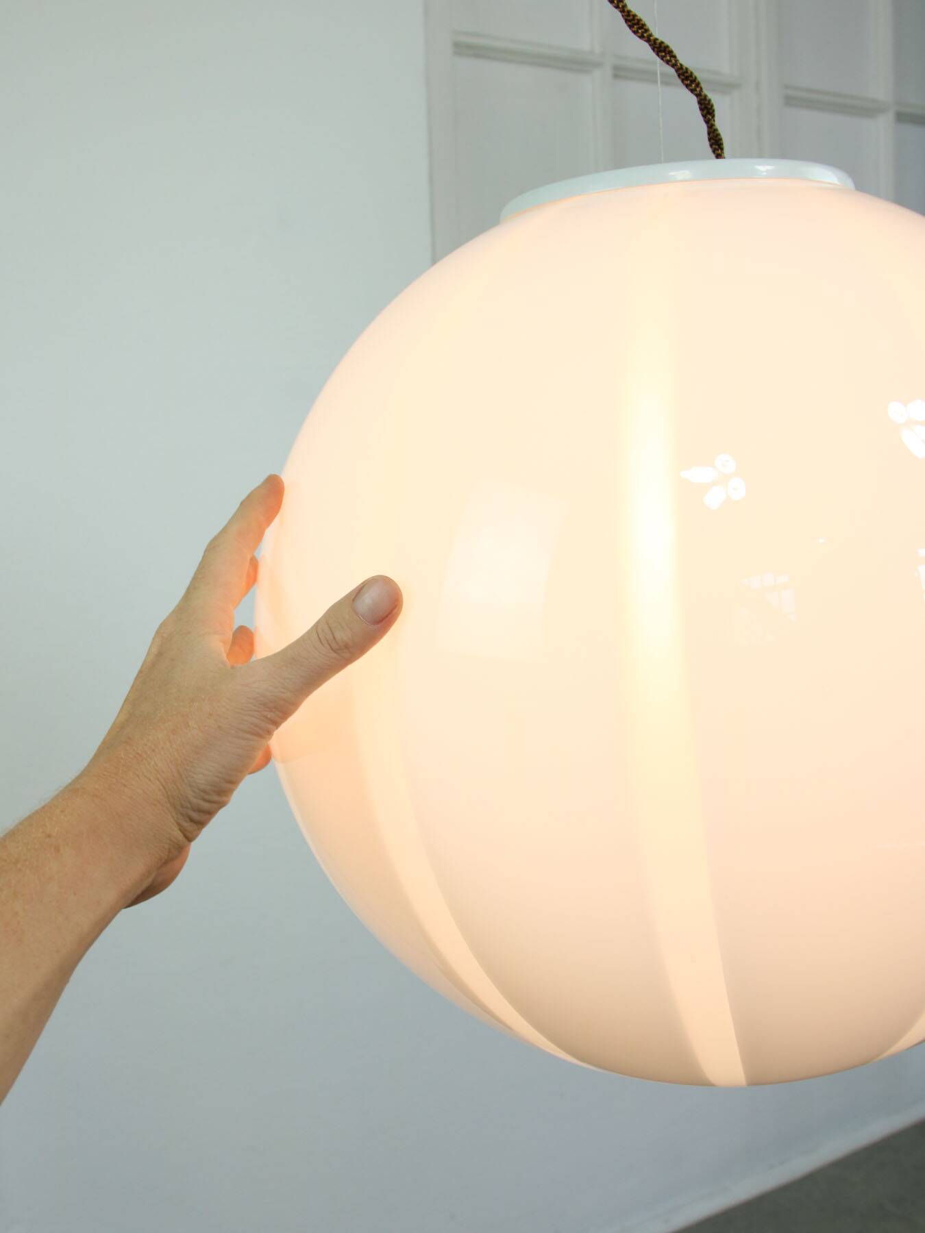 Vintage Italian Swirl Globe Pendant Lamp, 70s