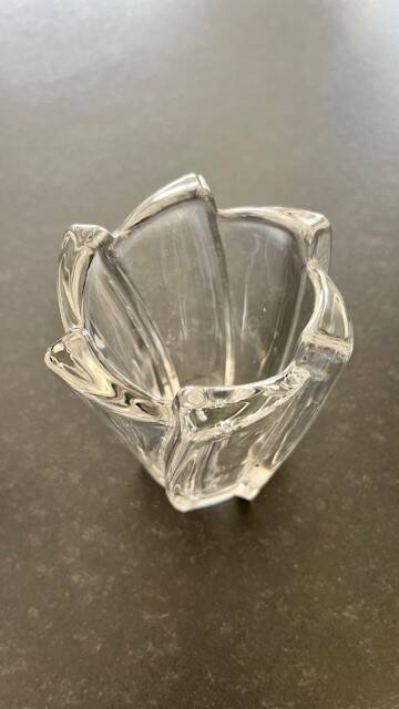 Glass vase